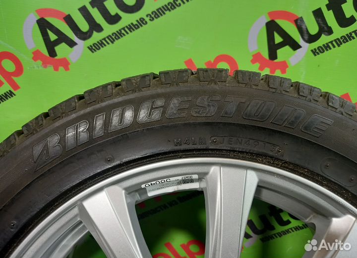 Bridgestone Blizzak Revo GZ 215/55 R17