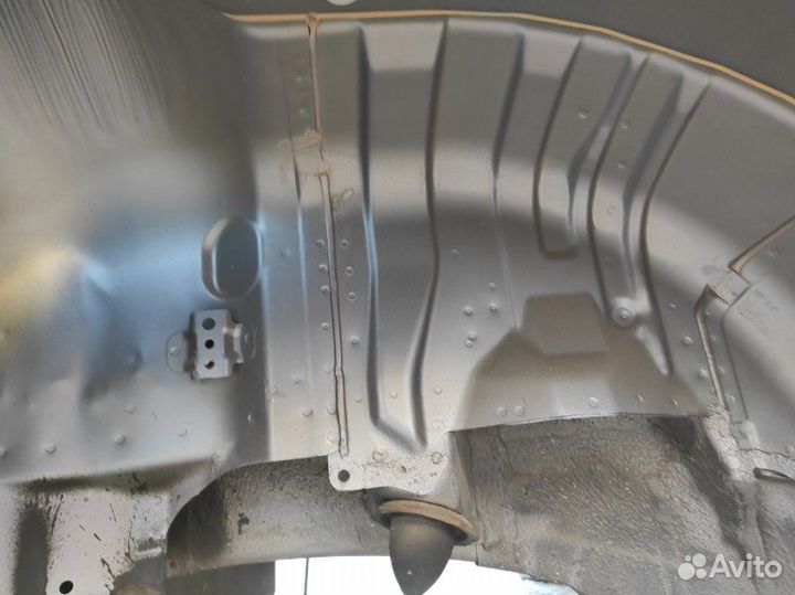 Крыло заднее правое Subaru Legacy BLE EZ30D