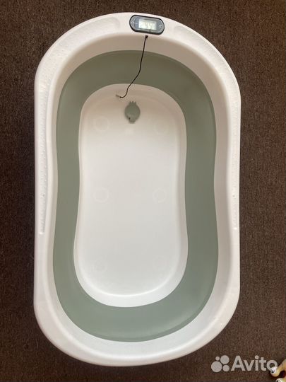 Ванночка для купания новорожденного до 1 года