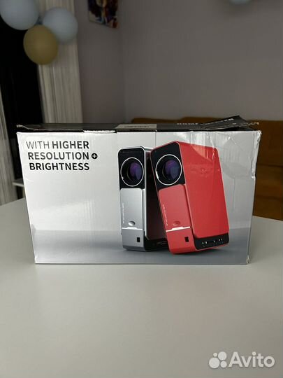 Проектор Unic T6