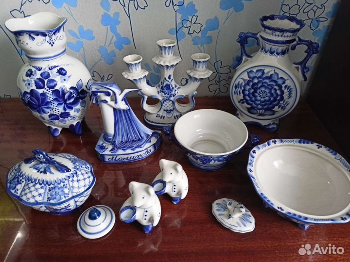 Изделия фарфоровые г.Гжель