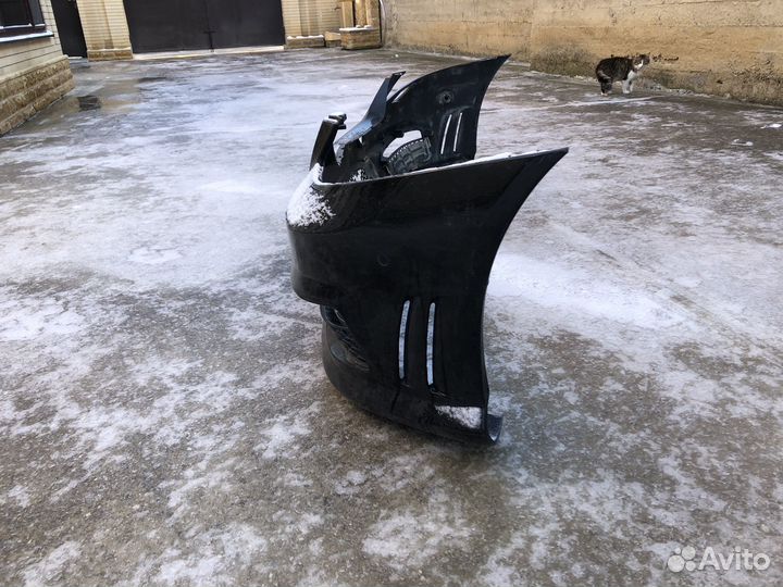 Передний бампер на mercedes 221 amg