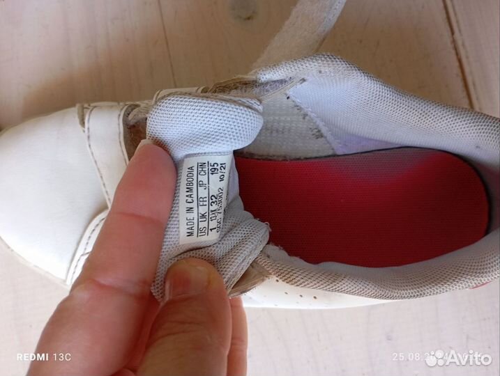 Кроссовки adidas 32 р на девочку (19,5 см)