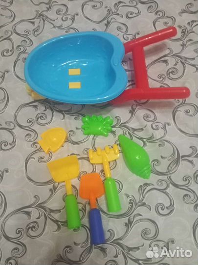 Новые игрушки