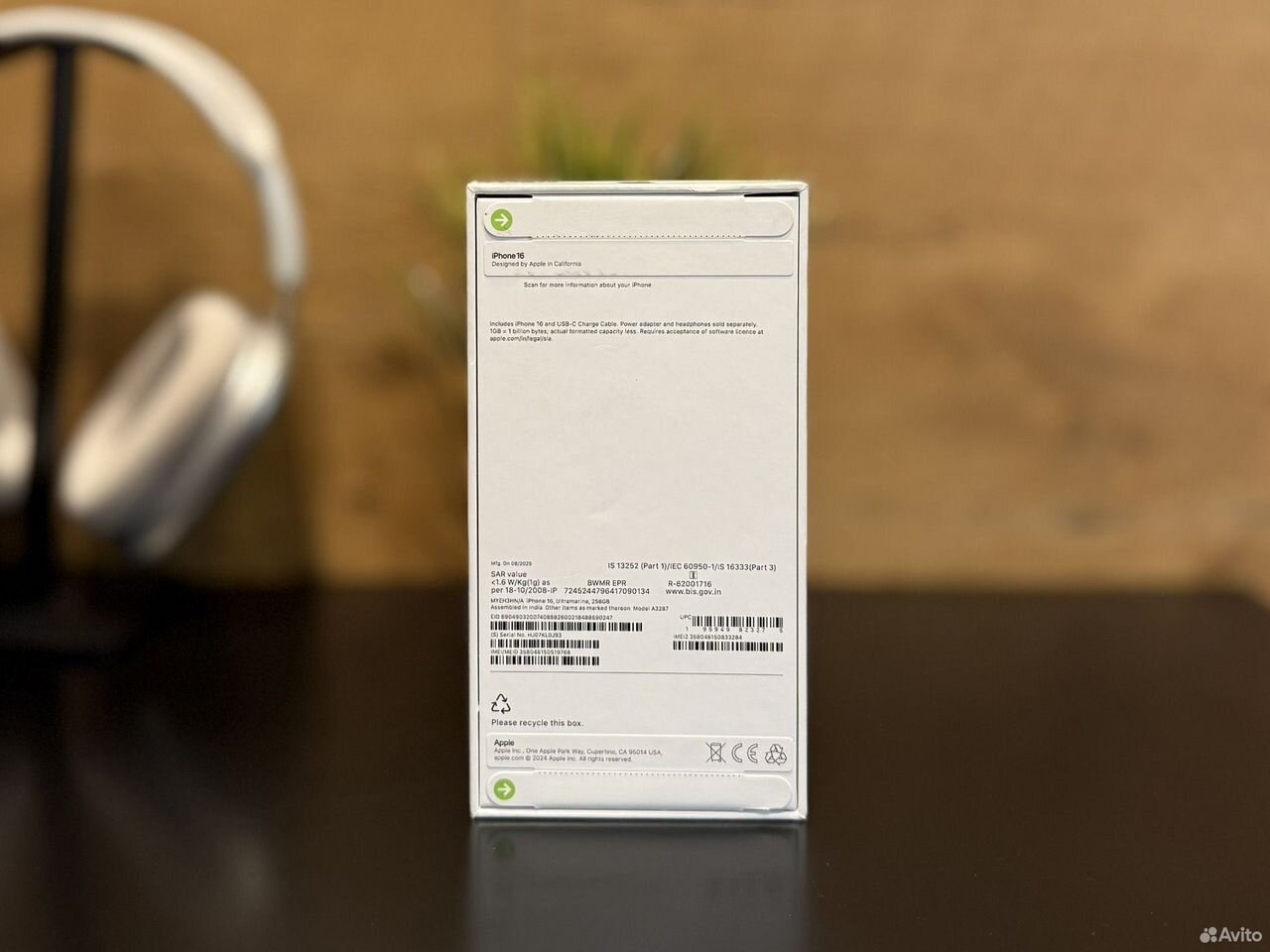 iPhone 16, 256 ГБ, SIM + eSIM