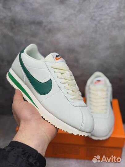 Кроссовки Nike Cortez женские