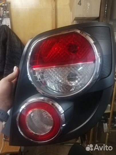 Фонари для Шевроле Авео Т300