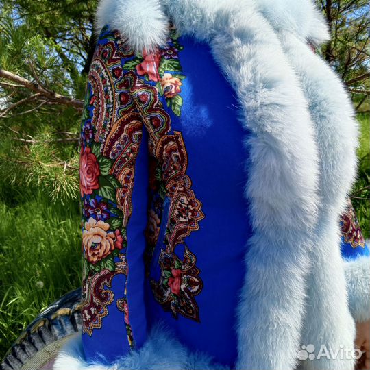 Куртка из платка с натуральным мехом