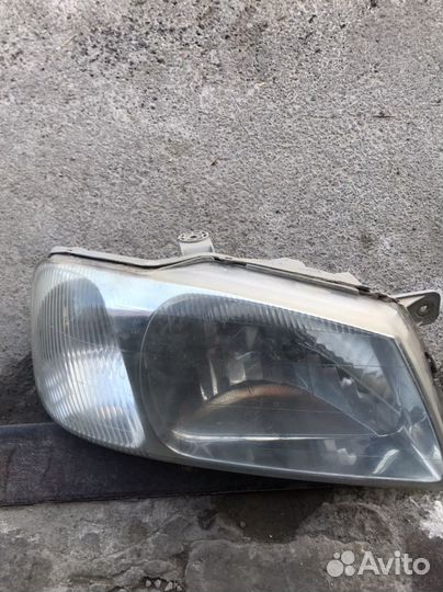 Фара правая на hyundai accent