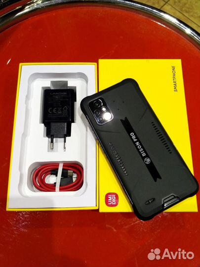 Смартфон Umidigi Bison PRO