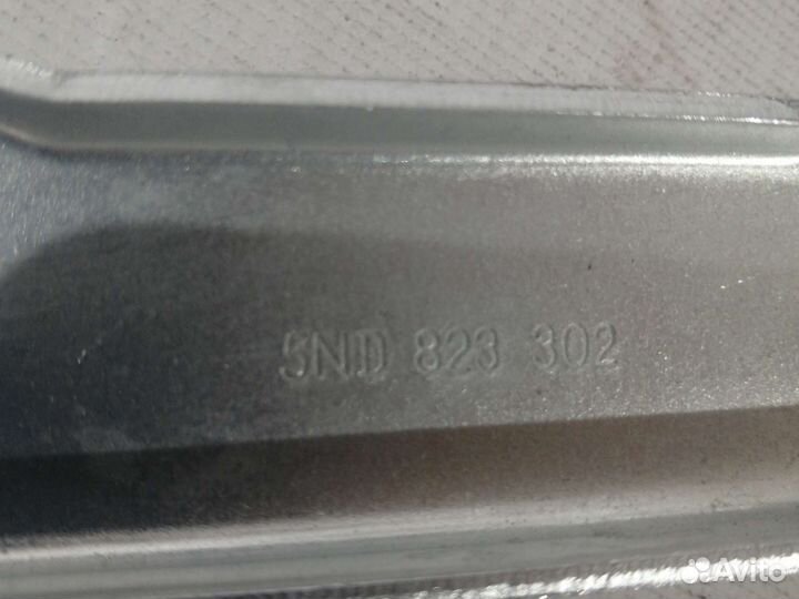 Петля капота VW tiguan 2 2016