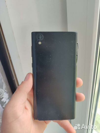 Телефон Sony