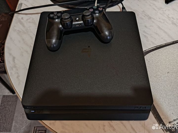 Sony playstation 4 Slim