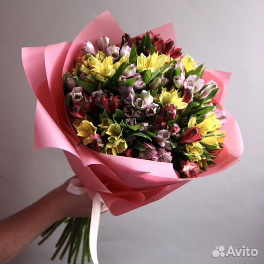 Шикарный букет из альстромерии микс