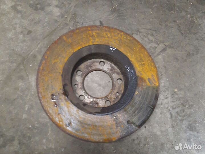 Тормозной диск передний Peugeot 605