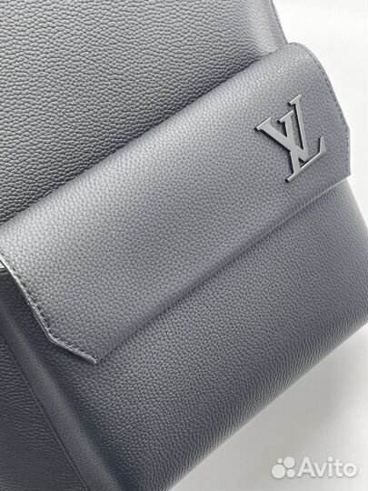 Рюкзак Louis Vuitton Размер: 40:30:15