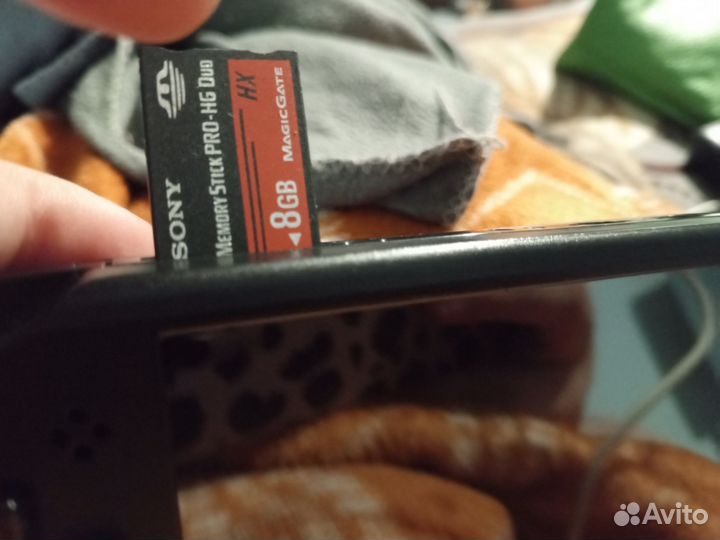 Портативная игровая приставка psp