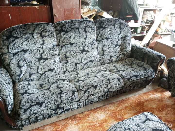 Набор мягкой мебели