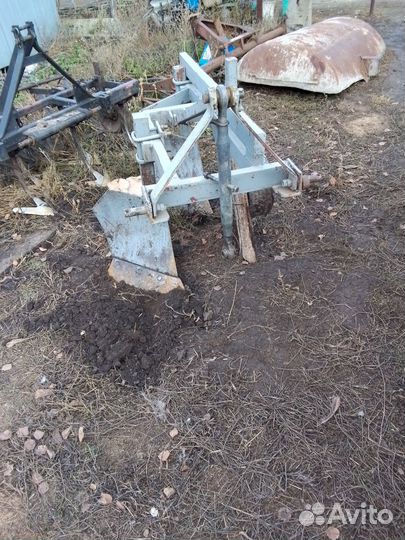 Плуг для трактора