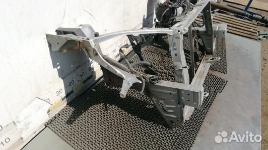 Передняя панель крепления облицовки (телевизор) to