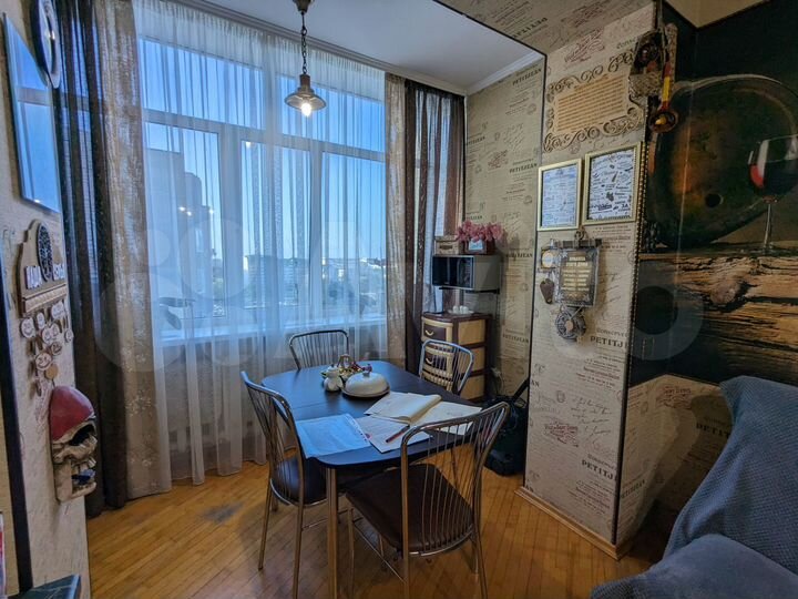 2-к. квартира, 58,5 м², 9/9 эт.