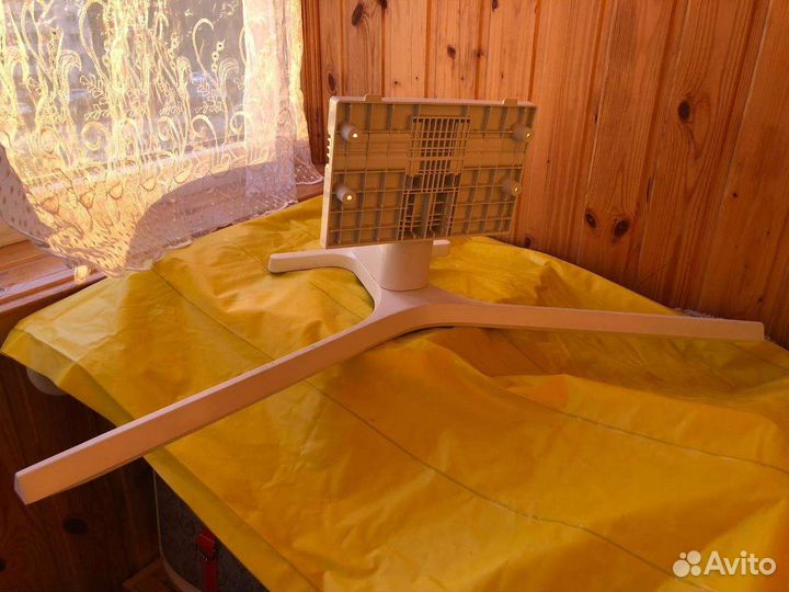 Стойка для телевизора