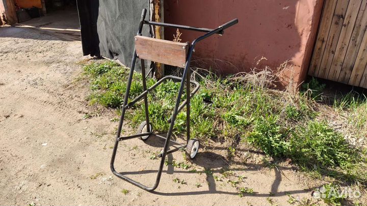 Тележка для лодочного мотора