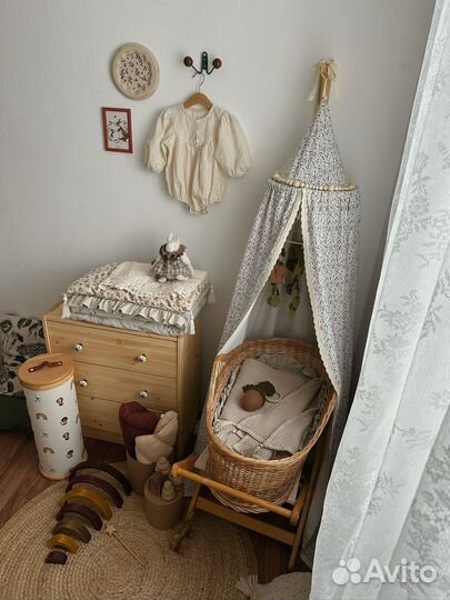 Плетеная люлька из лозы