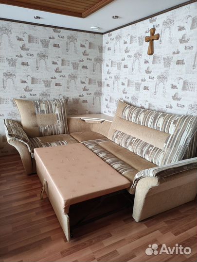 Угловой диван бу