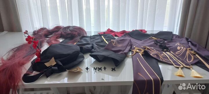 Косплей на ху тао из геншина