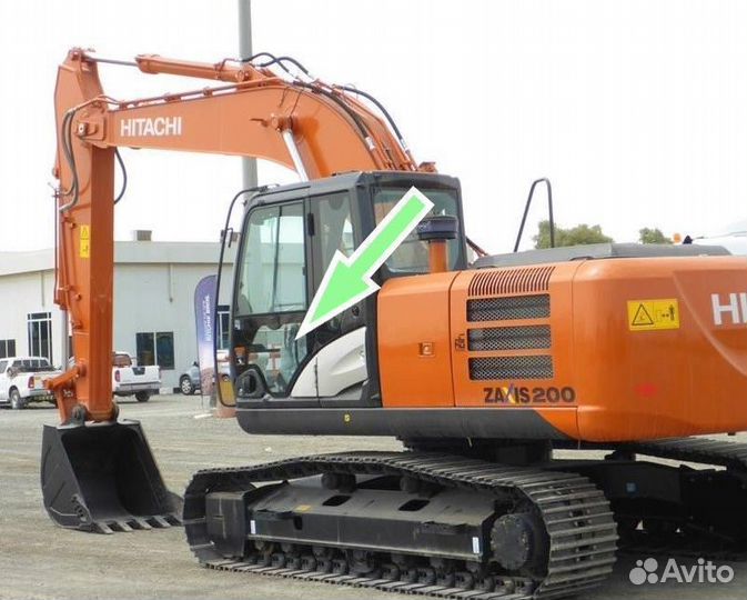 Стекло дверное нижние левое Hitachi Zaxis 200 5G