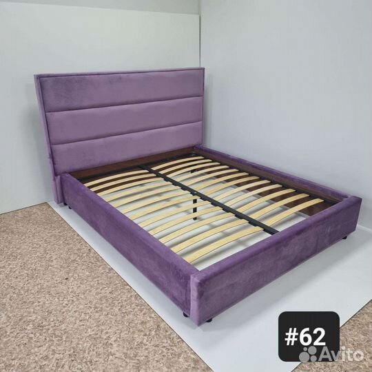 Кровать