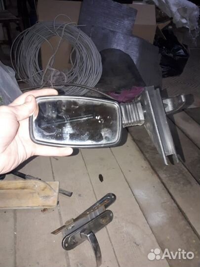 Зеркало автомобильное