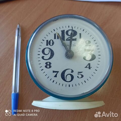 Часы будильник СССР