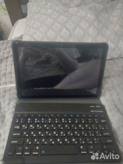 Планшет Umiio p80 pad с клавиатурой