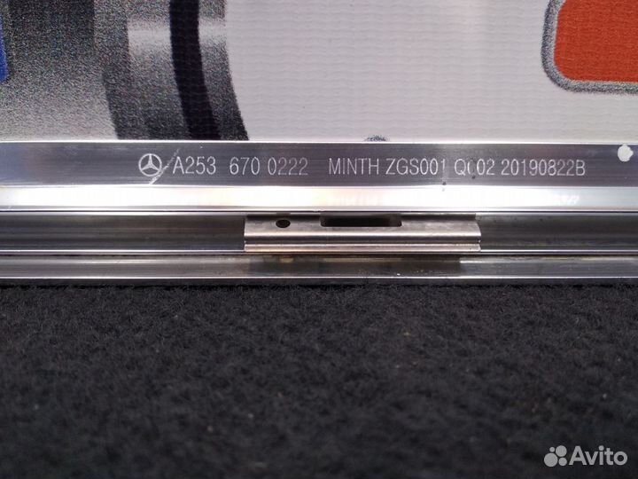 Молдинг форточки крыла GLC class Х253 2015