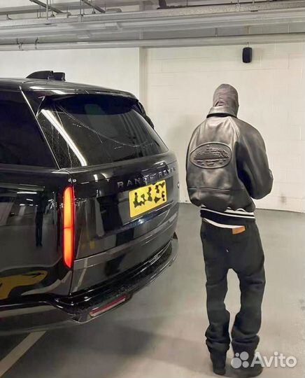 Бомбер Corteiz кожаный