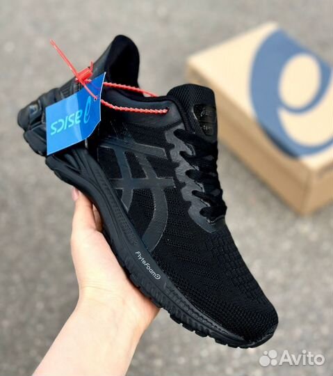 Кроссовки Asics