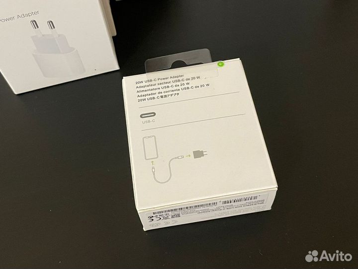 Блок адаптер USB-C (type-c) 20w