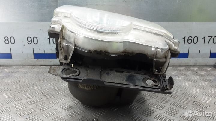 Фара Land Rover Discovery 3 (2004-2009)