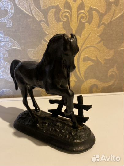 Каслинское литье лошади