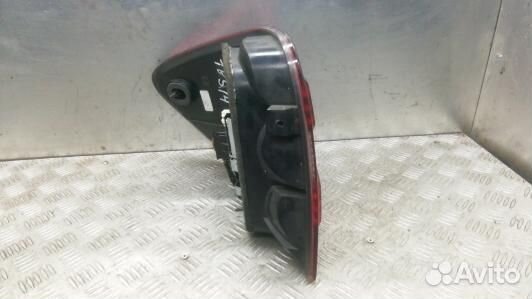 Фонарь задний правый mercedes benz M-class W164 (1