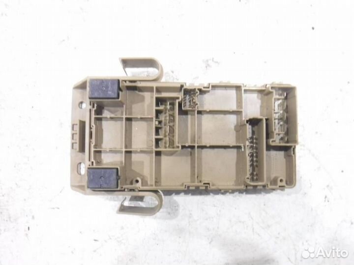 Блок предохранителей 82201AJ010