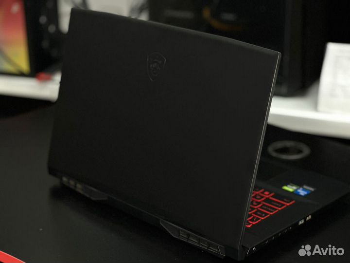Игровой ноутбук msi i5-11400h gtx1650 озу8gb