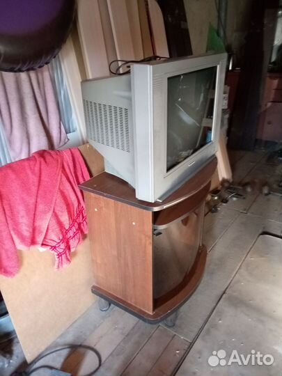 Тумба под телевизор бу