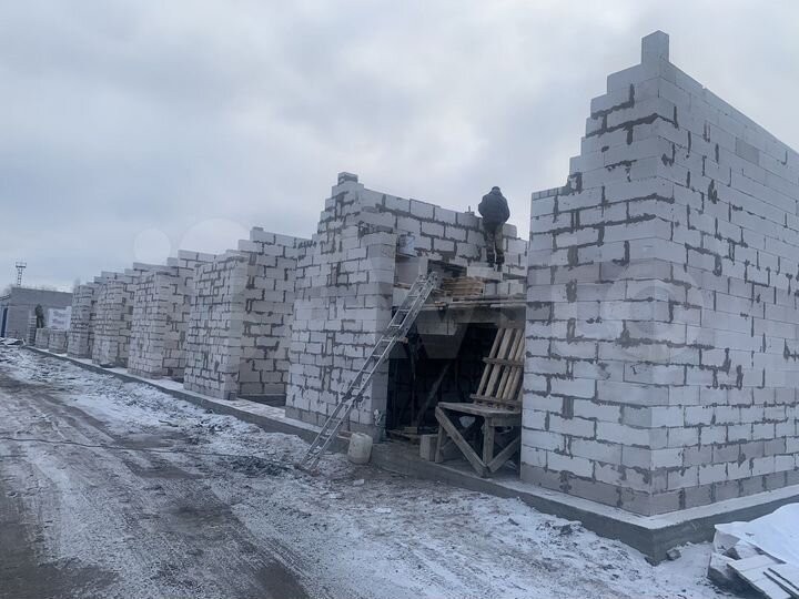 Гараж, > 30 м²