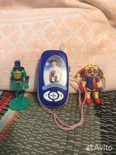 Игрушечный телефончик