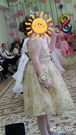 Платье на девочку