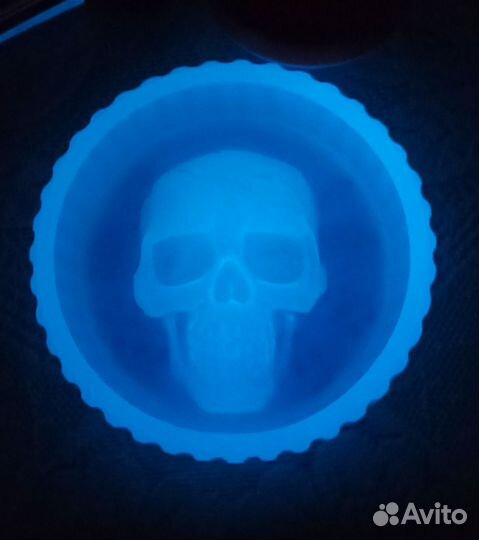 Пепельница светящаяся в темноте