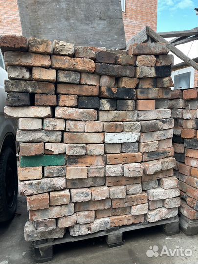 Кирпич бу